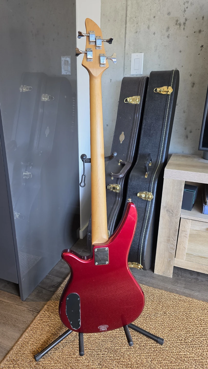Yamaha RBX170 bass guitar - photo 2