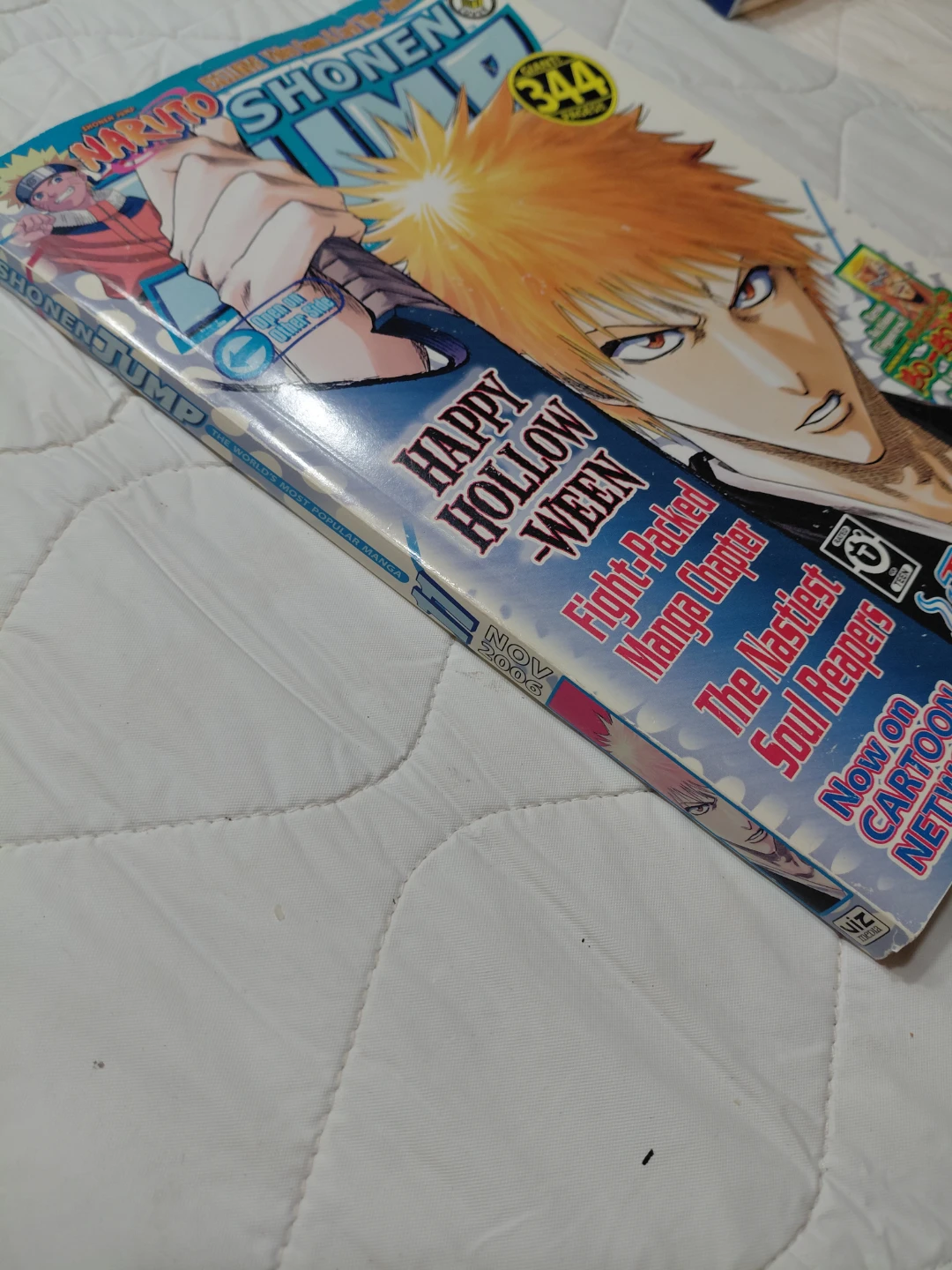 Vintage Shonen Jump Magazine with Original Yu-Gi-Oh! Promo Card - photo 3