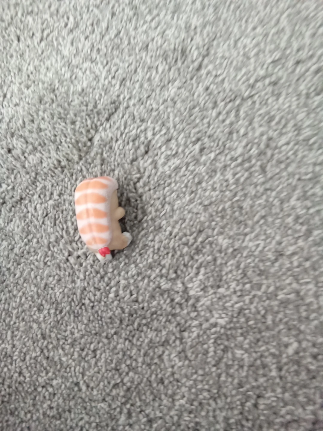 Shrimp Sushi Cat Miniature Figurine (JAPAN LIMITED) - photo 3