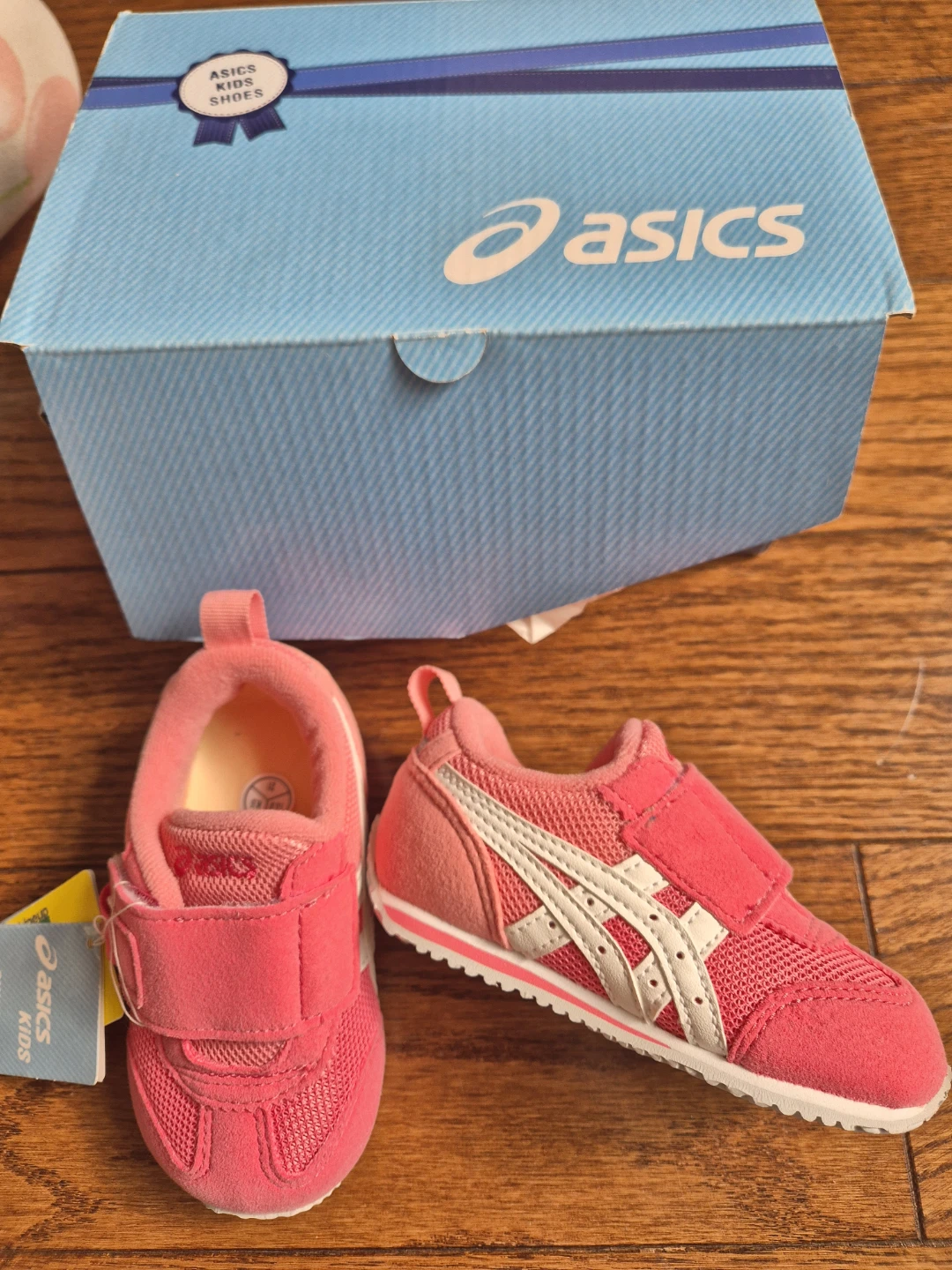 NEW Baby  Shoes - US5