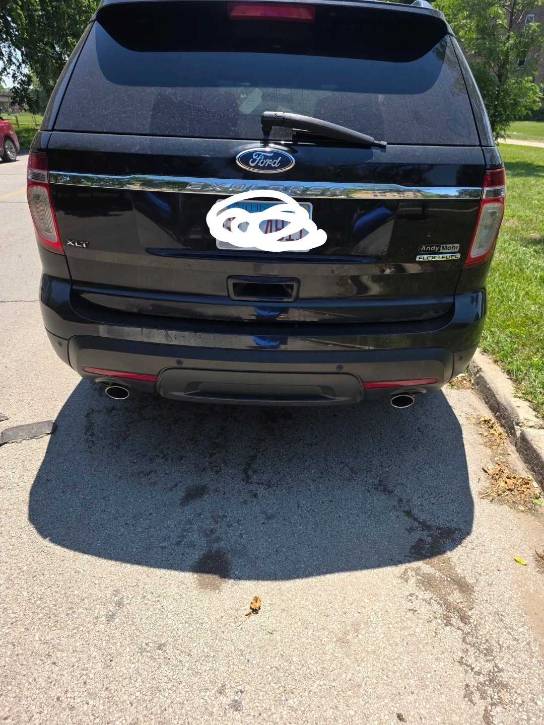 2015 Ford Explorer XLT - photo 2
