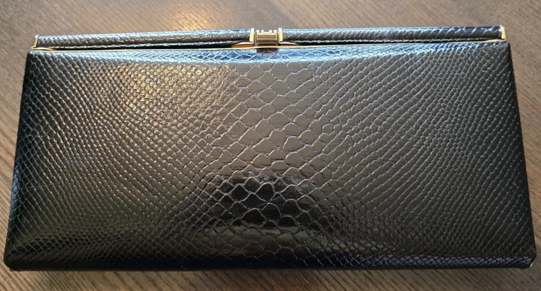 Beautiful Persaud of London 1960s  Snakeskin Clutch Purse