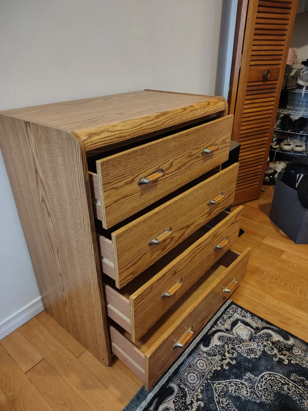 Oak Four-Drawer Dresser - photo 4