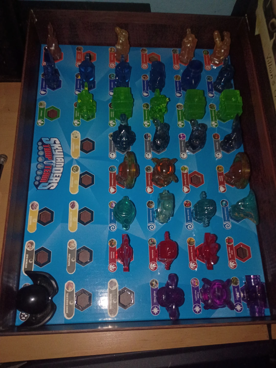 SKYLANDERS TRAP CHEST WITH TRAPS