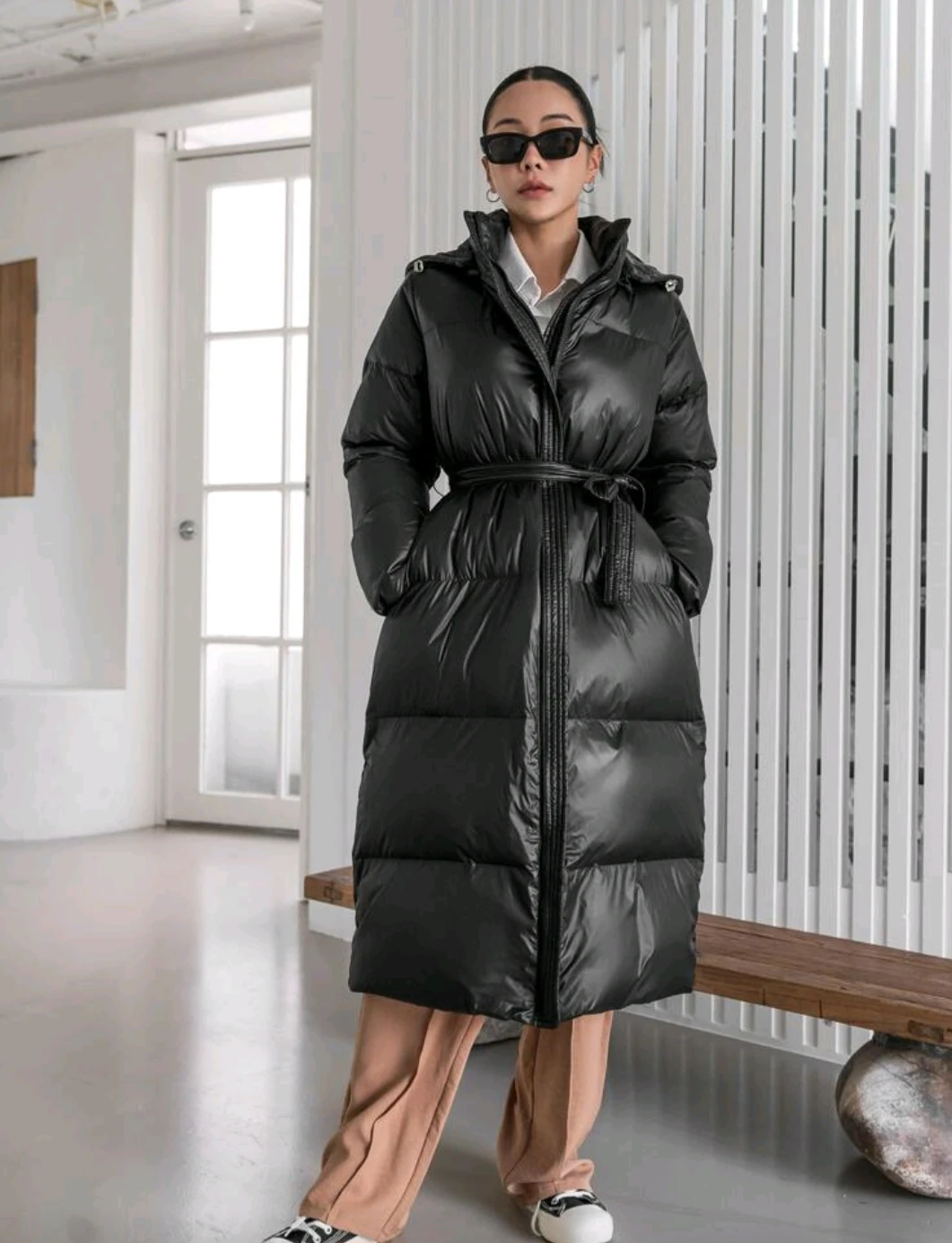 Black Long Puffer Coat with Belt (Medium)