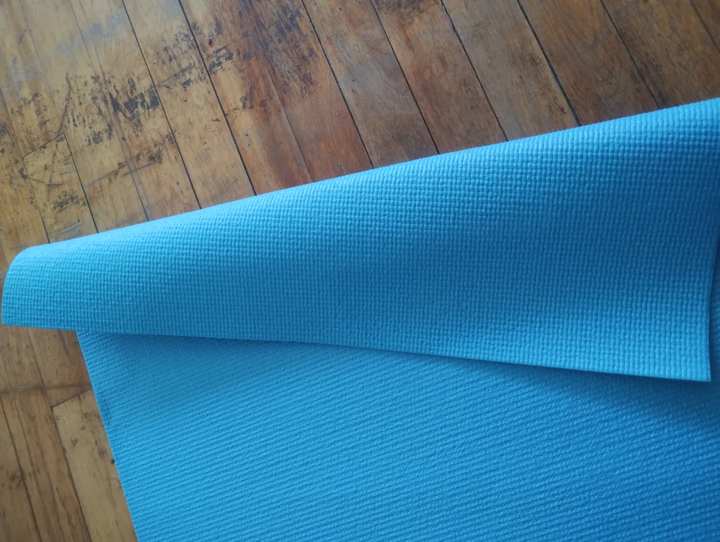 Bright Blue Yoga / Exercise Mat - Non-Slip (Pet & Smoke Free) - photo 2