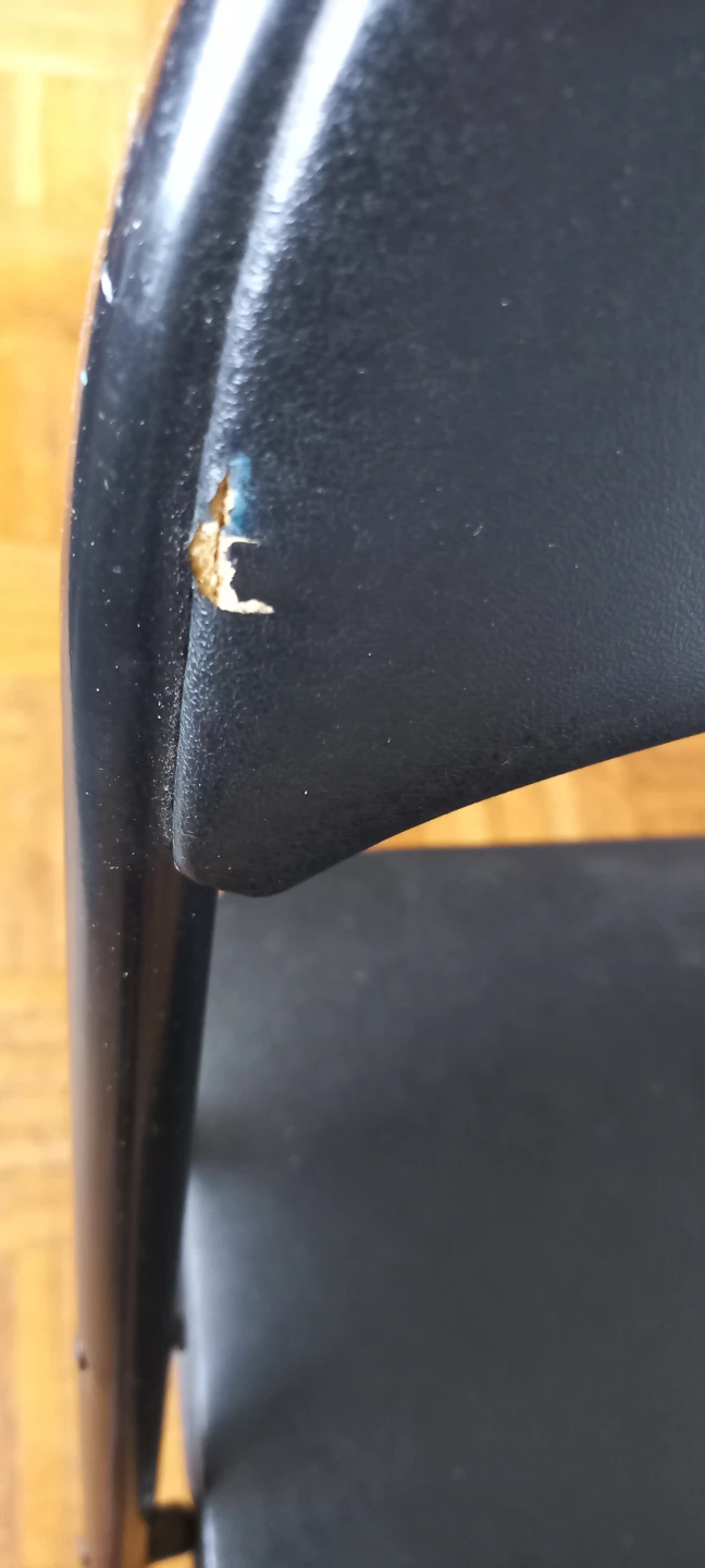 Black folding chair - photo 2