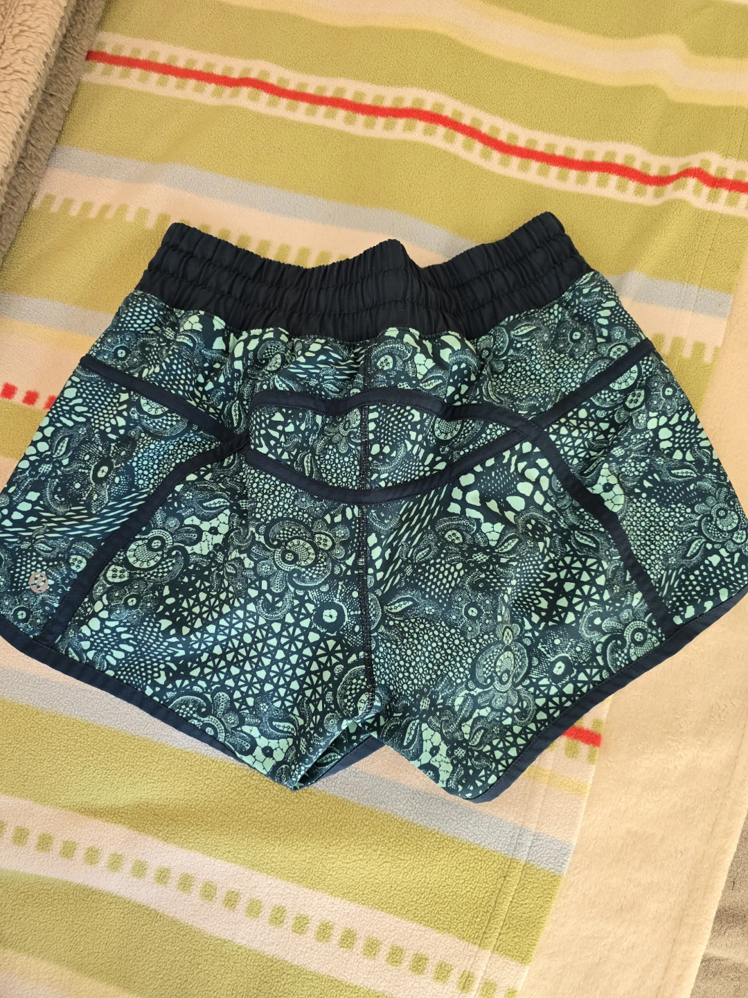 Lululemon Athletic Shorts size 4