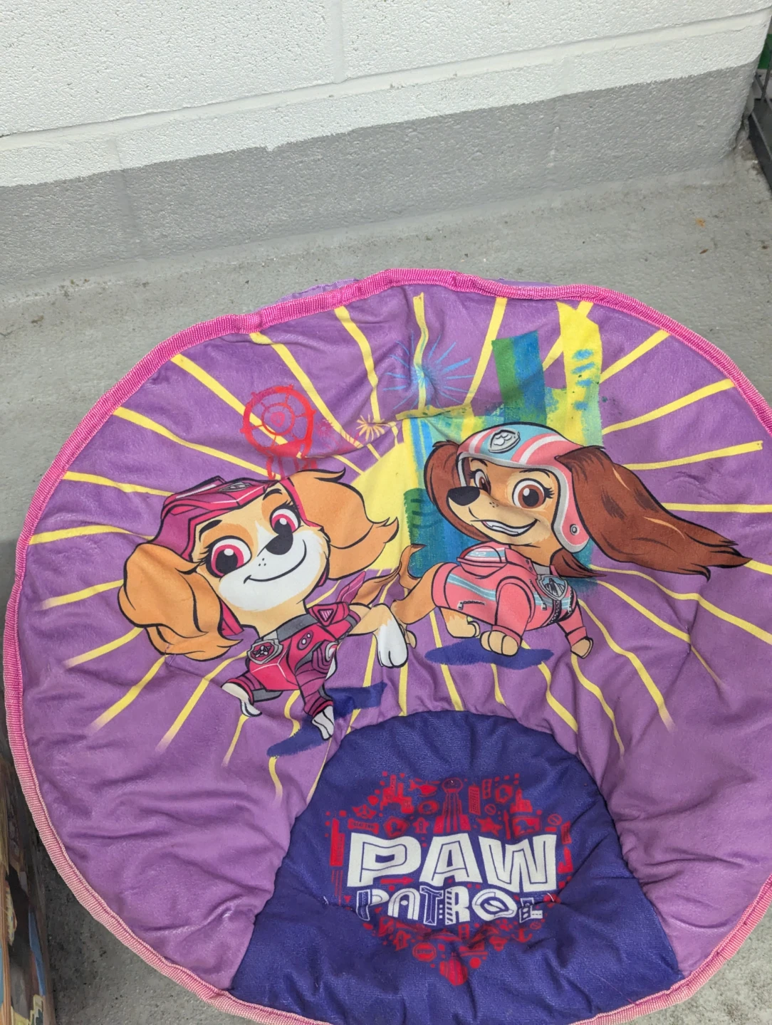Paw Patrol Skye Folding Saucer Chair - photo 2