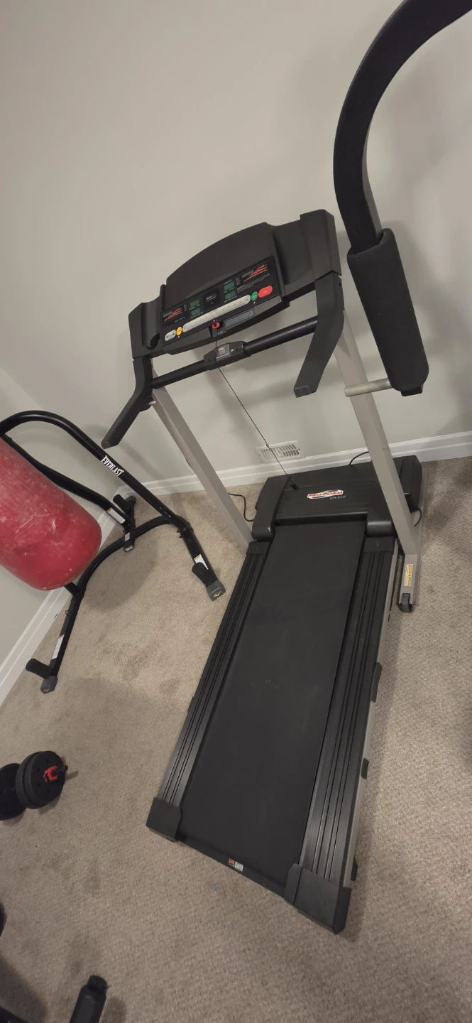 Moving sale - ProForm CR 610 Folding Treadmill