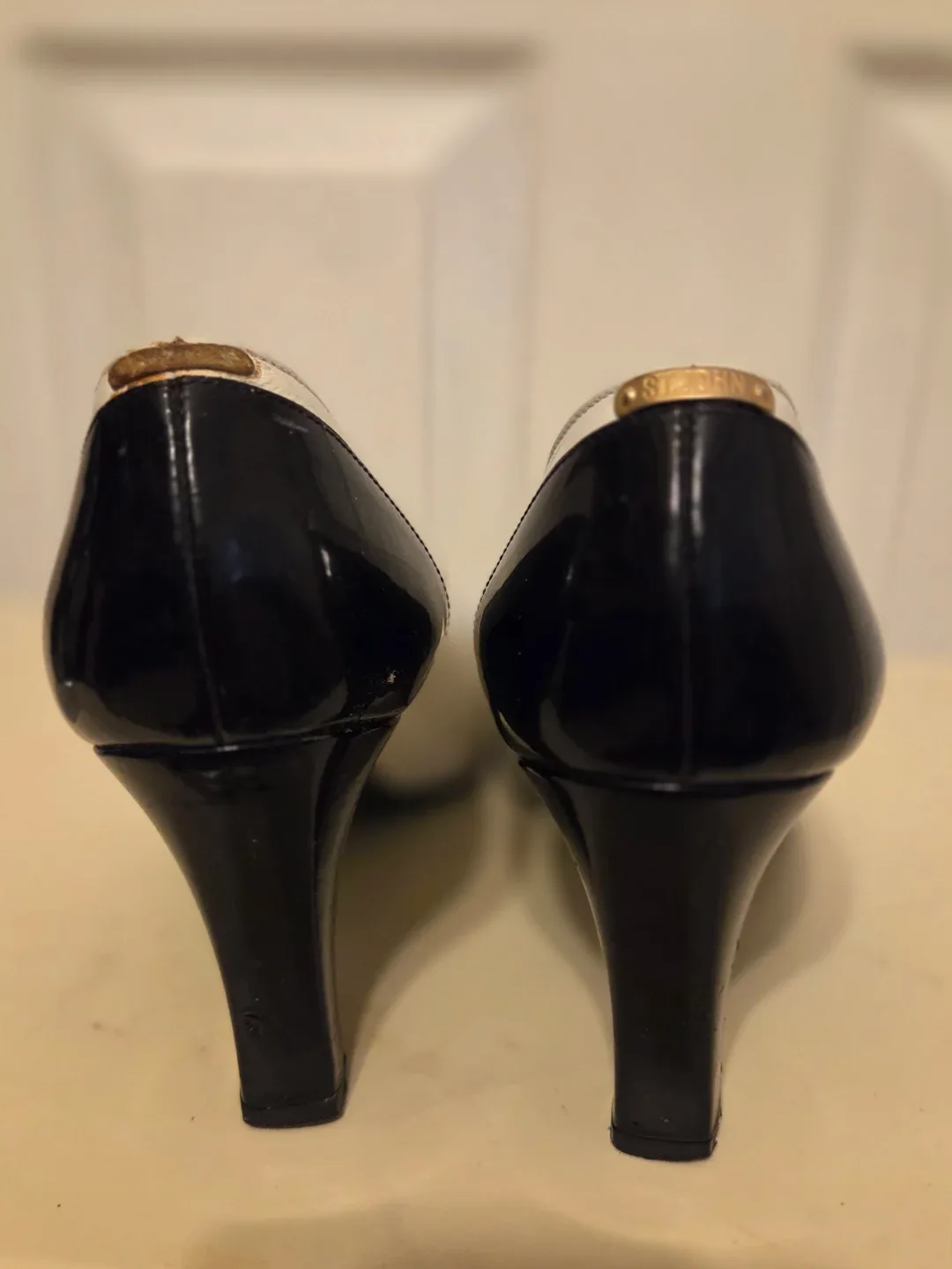St. John Two-Tone Pumps - photo 4