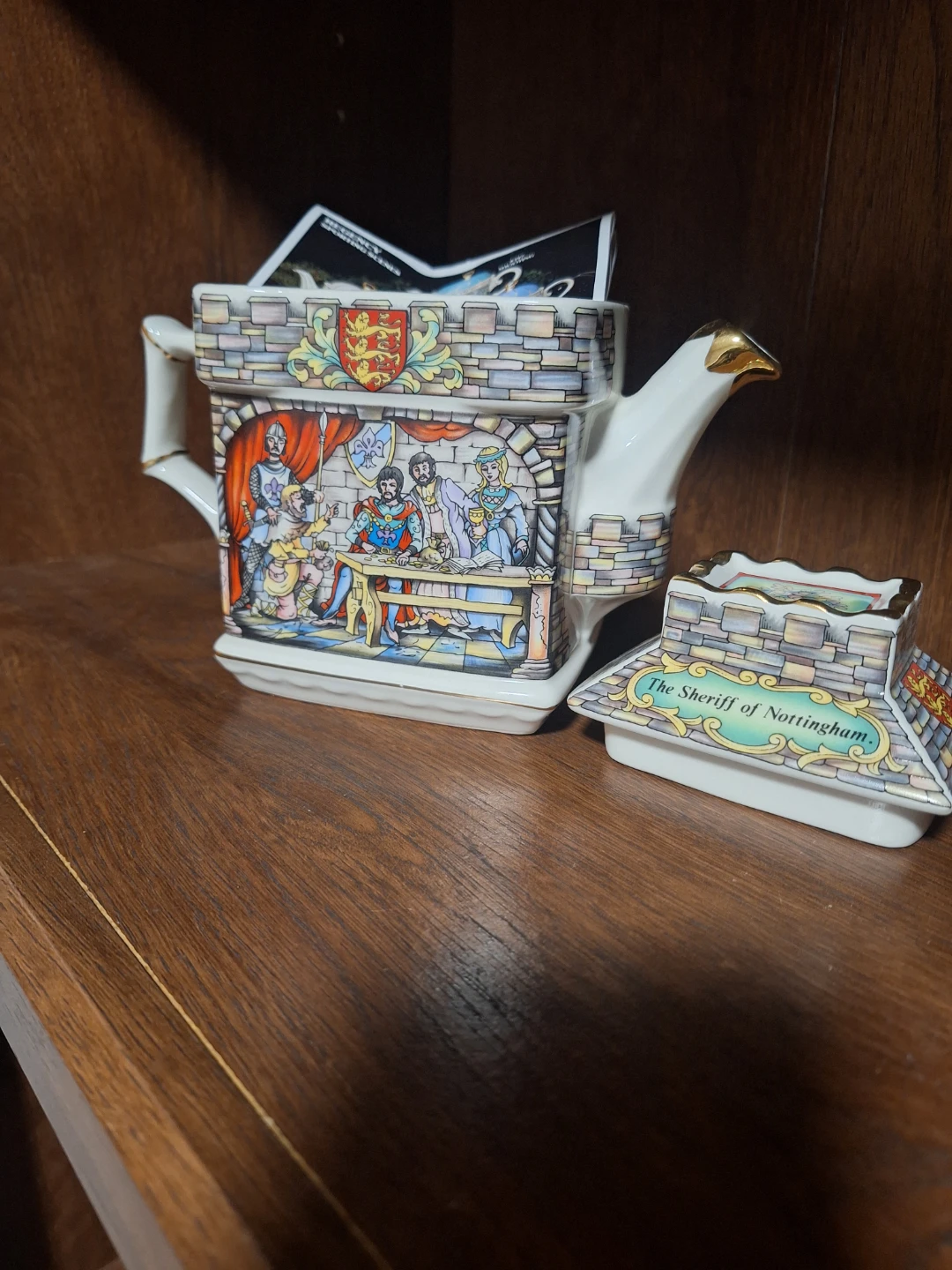 Regency Fine Arts The Sheriff of Nottingham Teapot