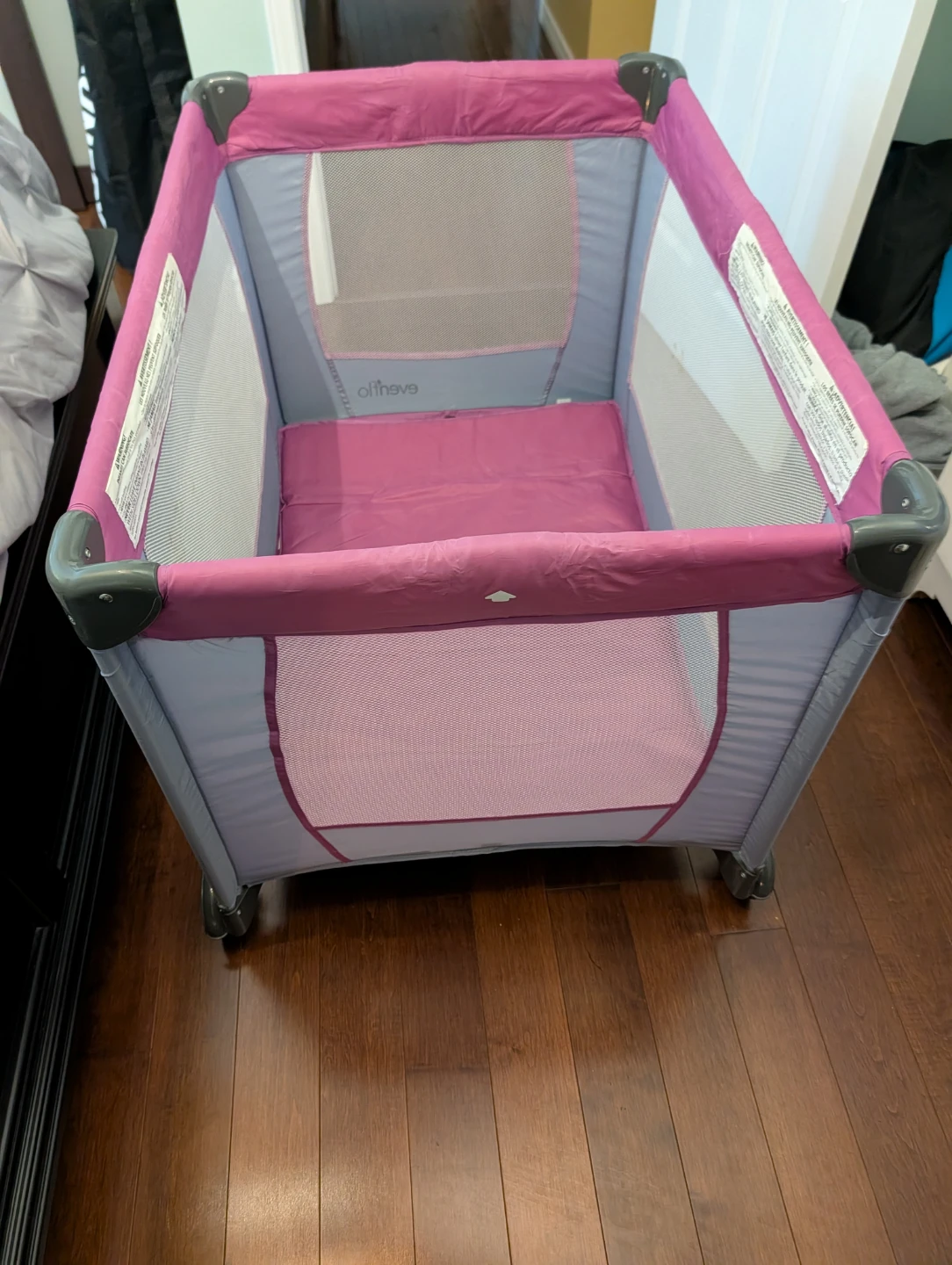 PLAYPEN for sale. 🏈 Season!!!! - photo 2