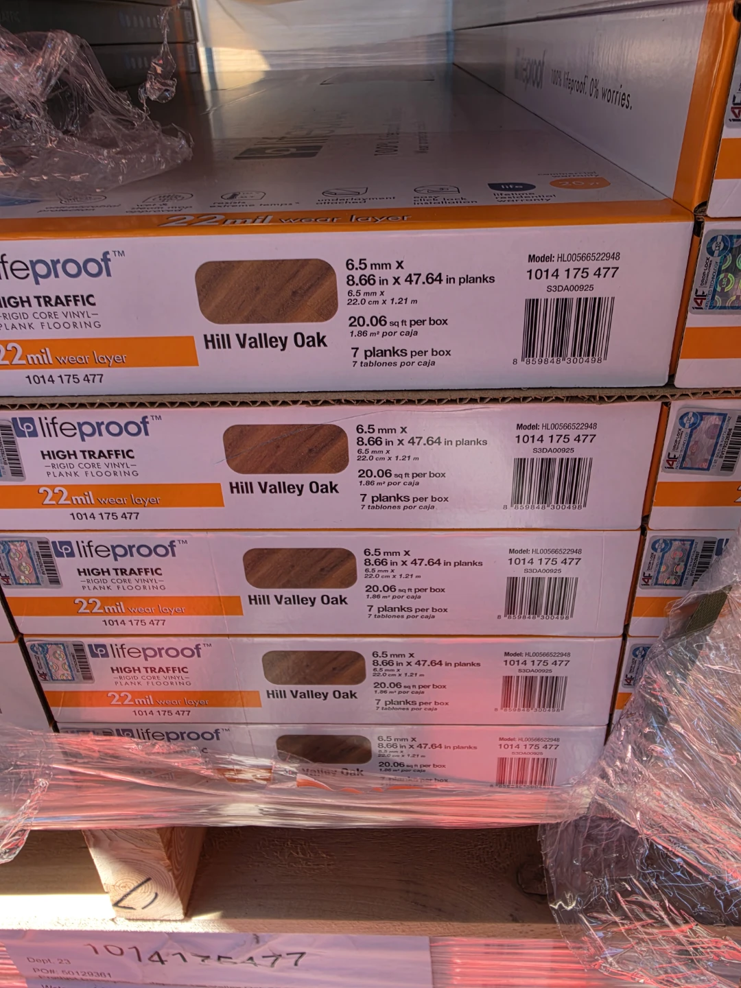 Lifeproof Hill Valley Oak Vinyl Plank Flooring