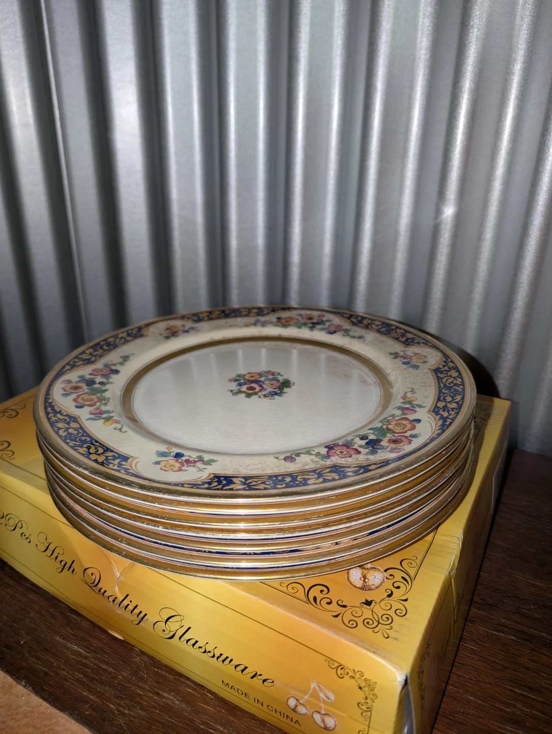 Set of 7 Vintage Johnson Bros Balmoral Dinner Plates - photo 2