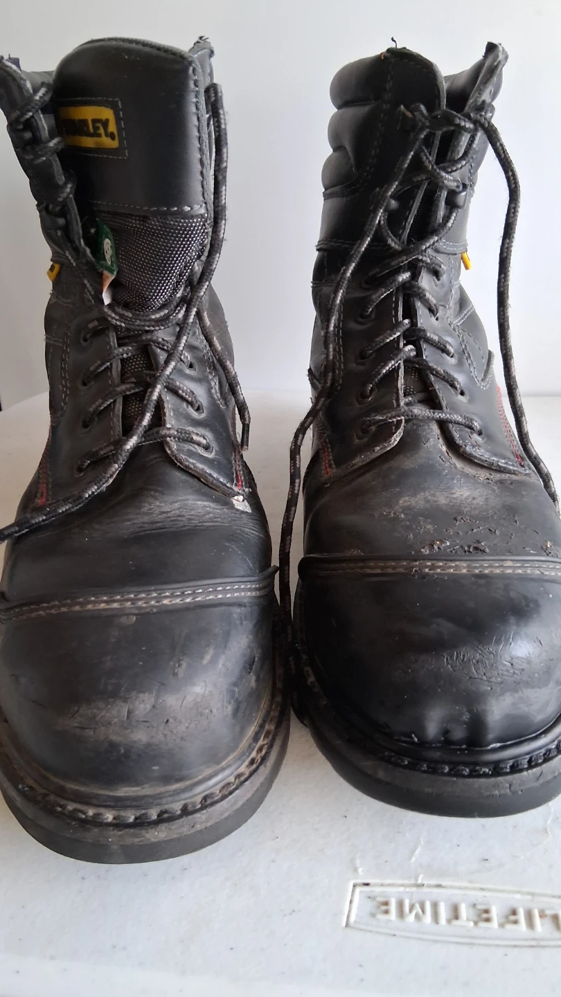 Stanley Work Boots size 13 - photo 2