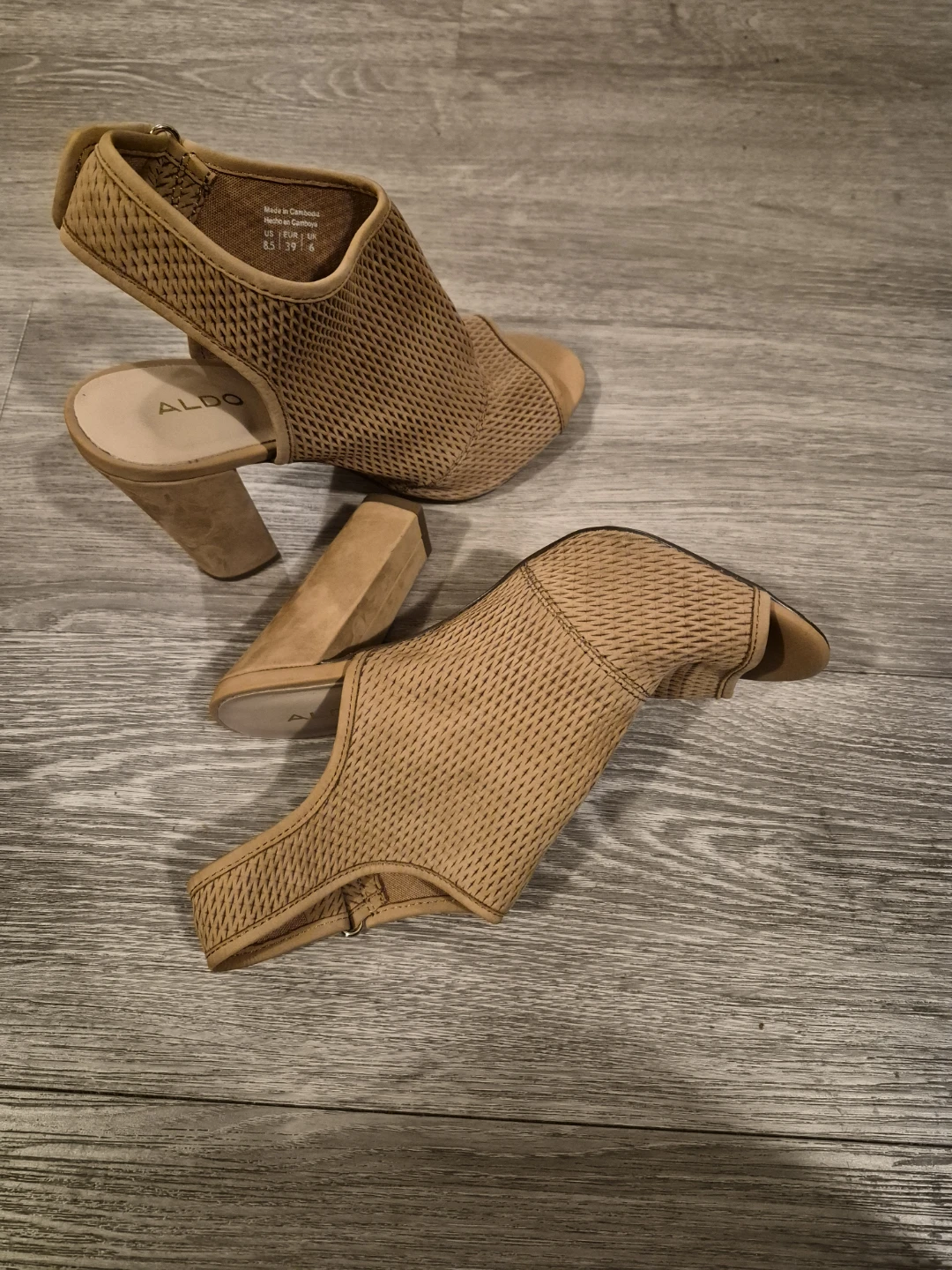 ALDO Tan Open-Toe Heels Size 8.5 - photo 2