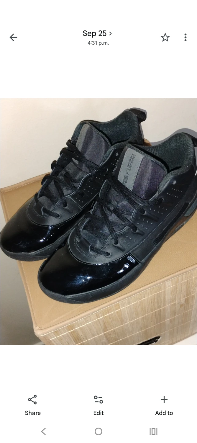 Jordan 11 CMFT Low Black Shoes