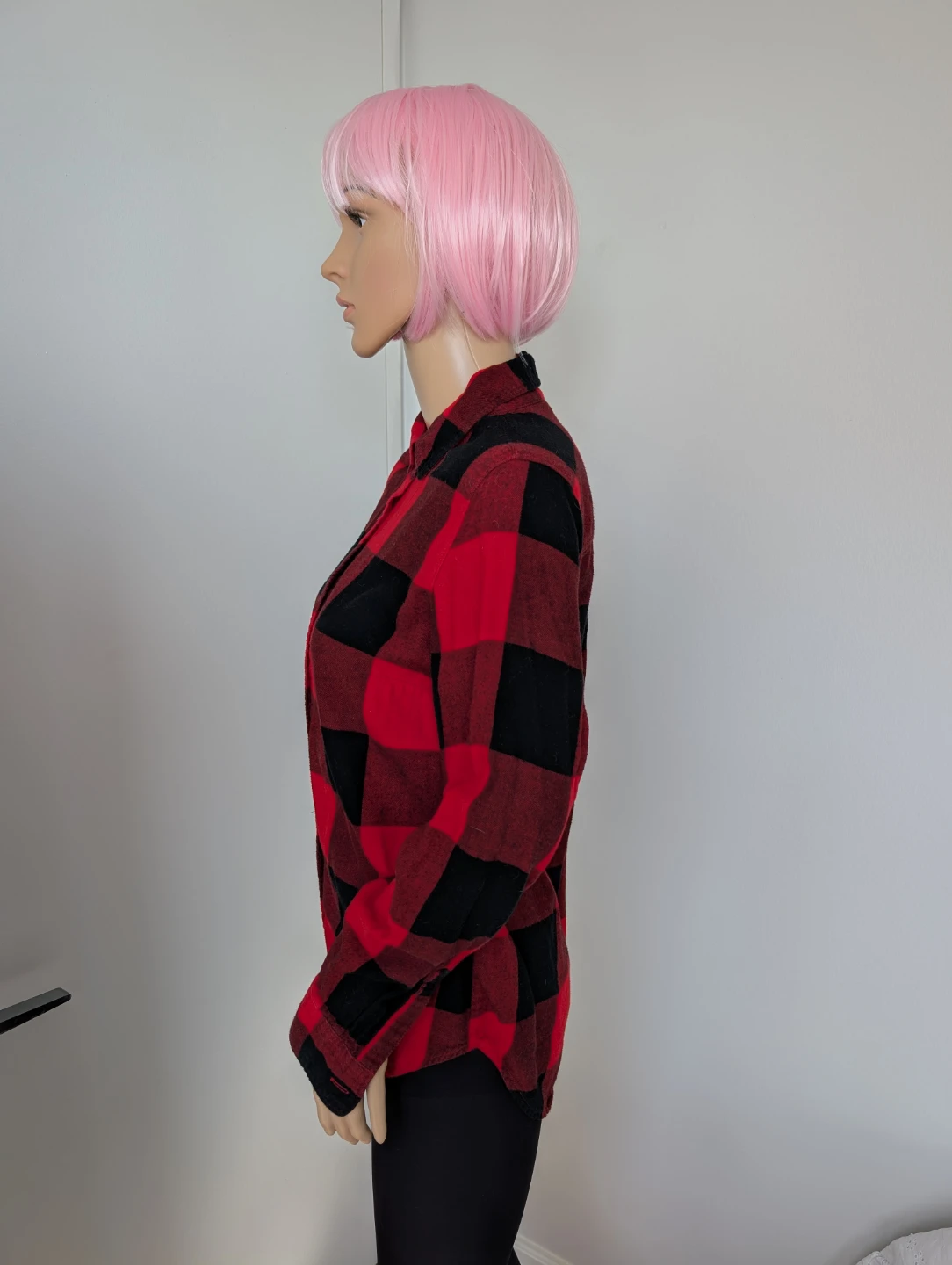 Old Navy Red and Black Plaid Flannel Shirt - photo 3