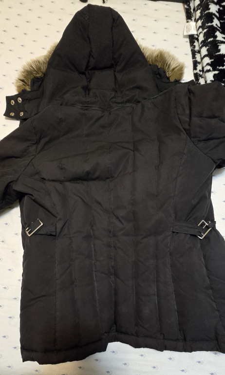 GAP Women's Jacket with Fur Hood - photo 2
