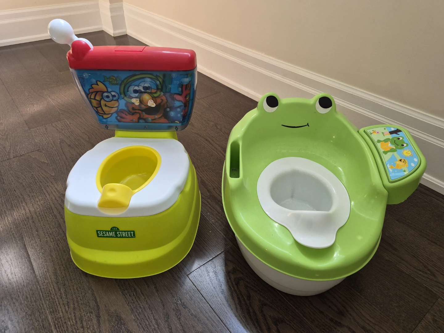 Sesame Street Elmo and Froggy Potty Training Seats