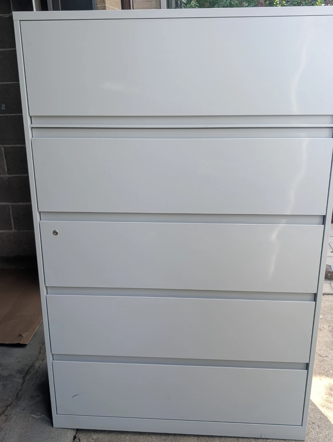 4-Drawer Filing Cabinet - photo 2