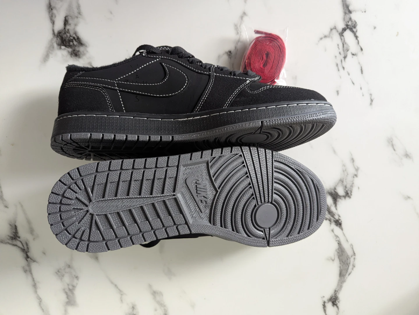 Travis Scott x Jordan Black Phantom Sneakers - photo 3
