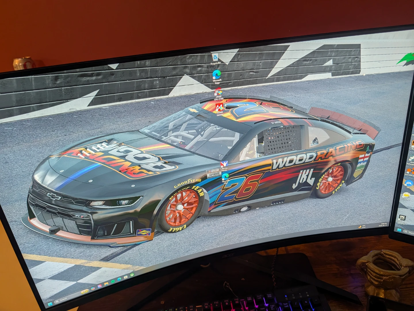 Acer 32" Curved 180FPS 1440p