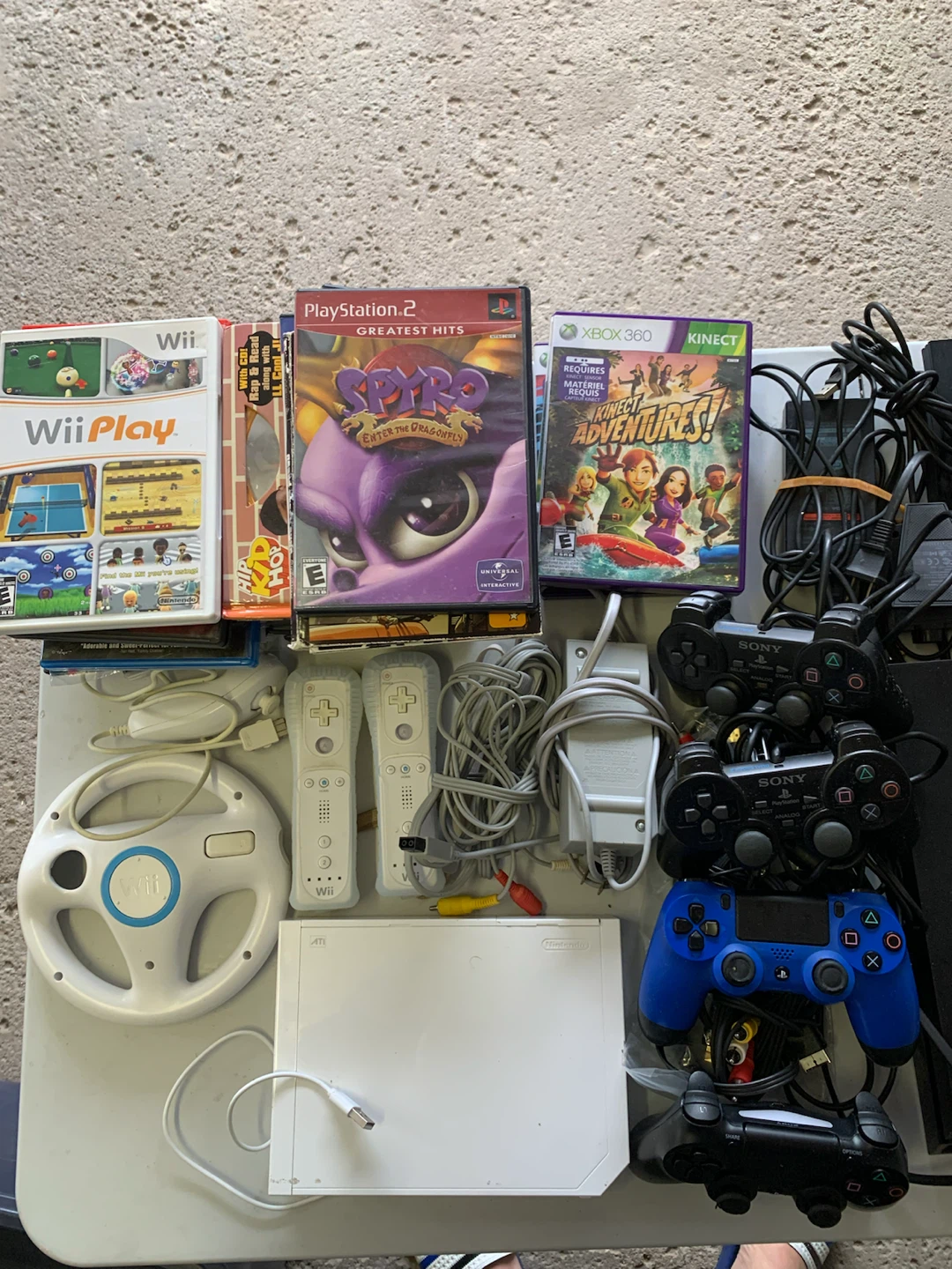 PlayStation 2, Xbox 360, Wii, and PS4 Bundle - photo 2