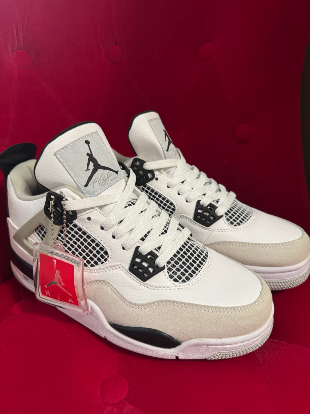 Jordan 4 military black retro
