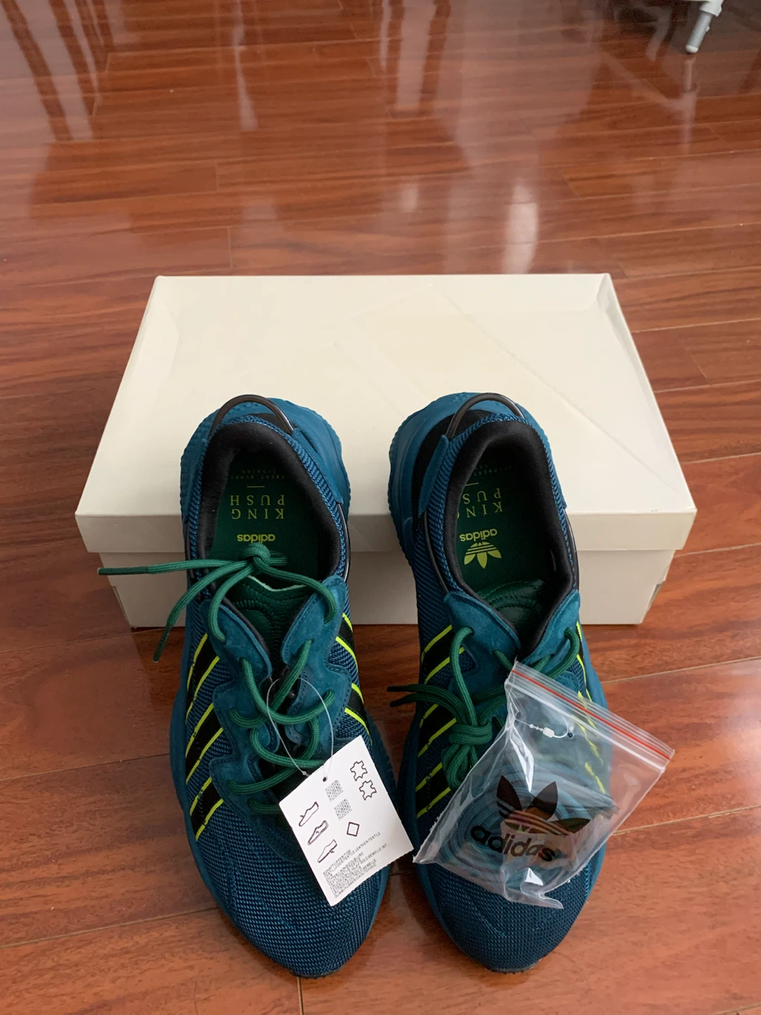 Adidas Pusha T Ozweego FV2480 Sneakers Size 11 - photo 2