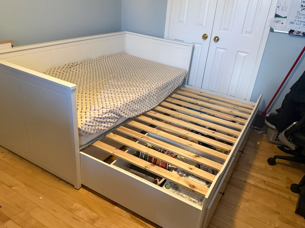 IKEA HEMNES Daybed with Storage Drawers - photo 4