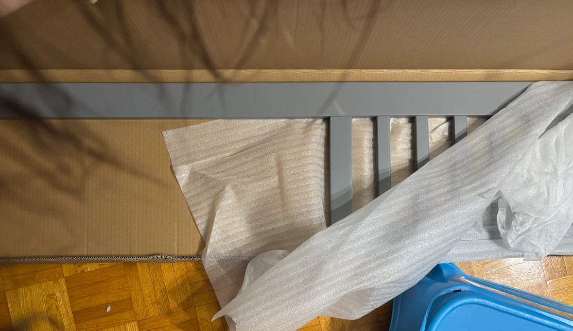 Convertible Grey Crib - photo 3