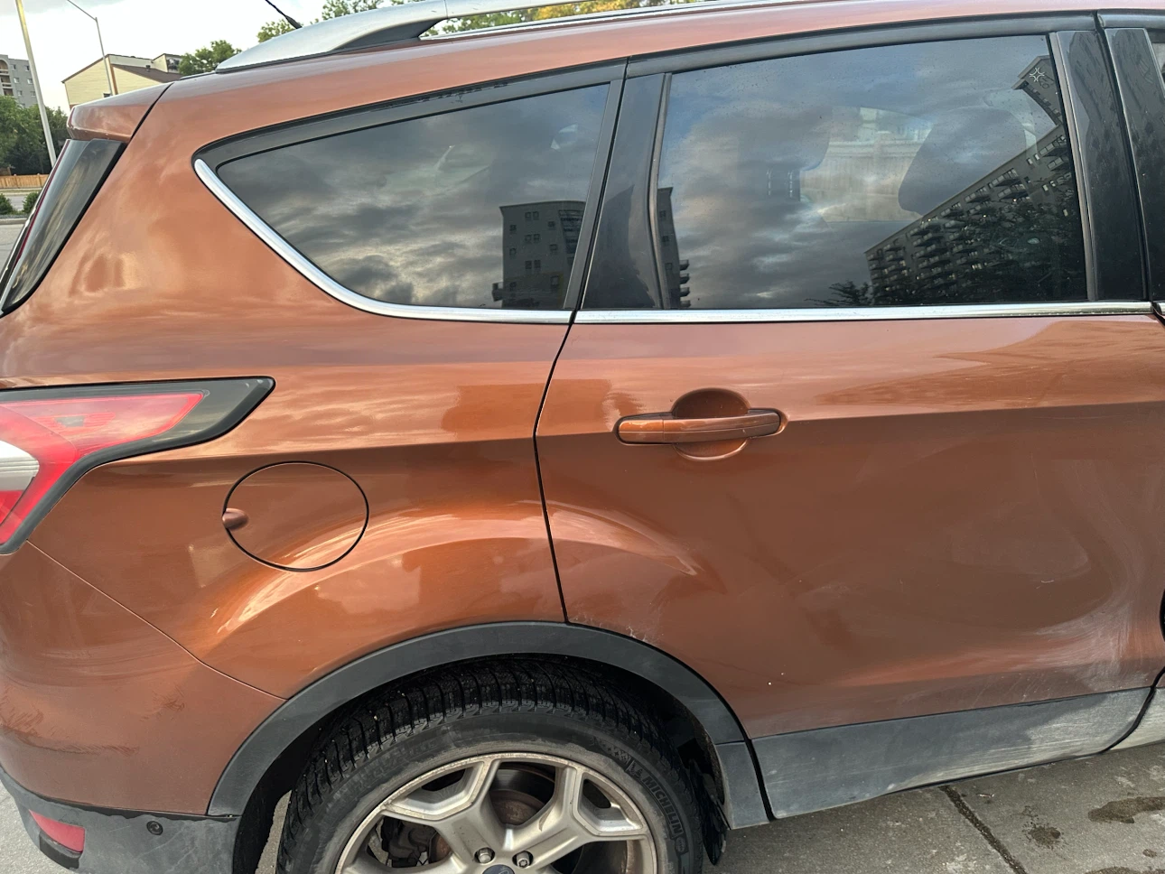 Ford Escape SUV - photo 4