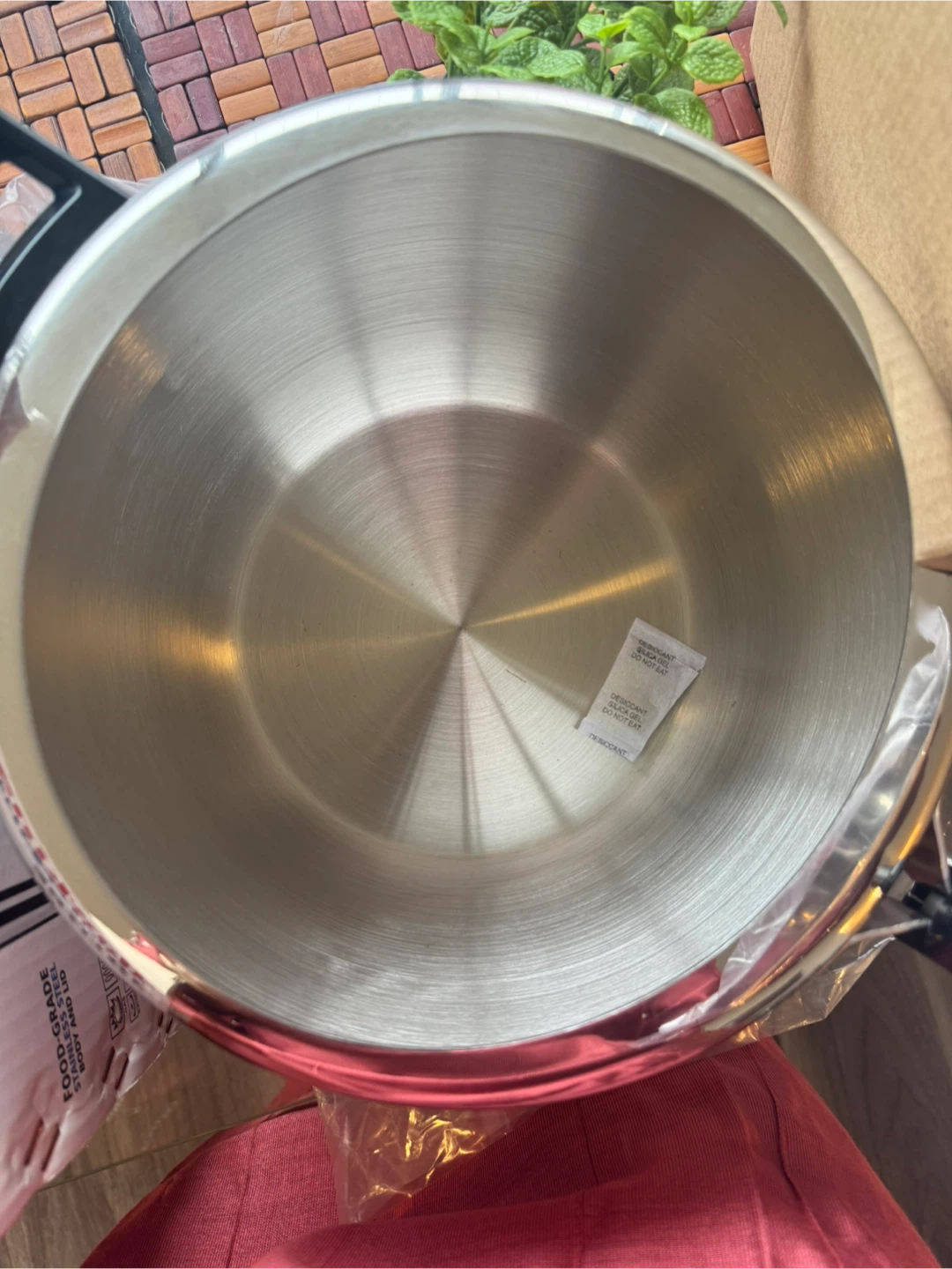 Hawkins Stainless Steel 10 Litre Pressure Cooker - photo 2