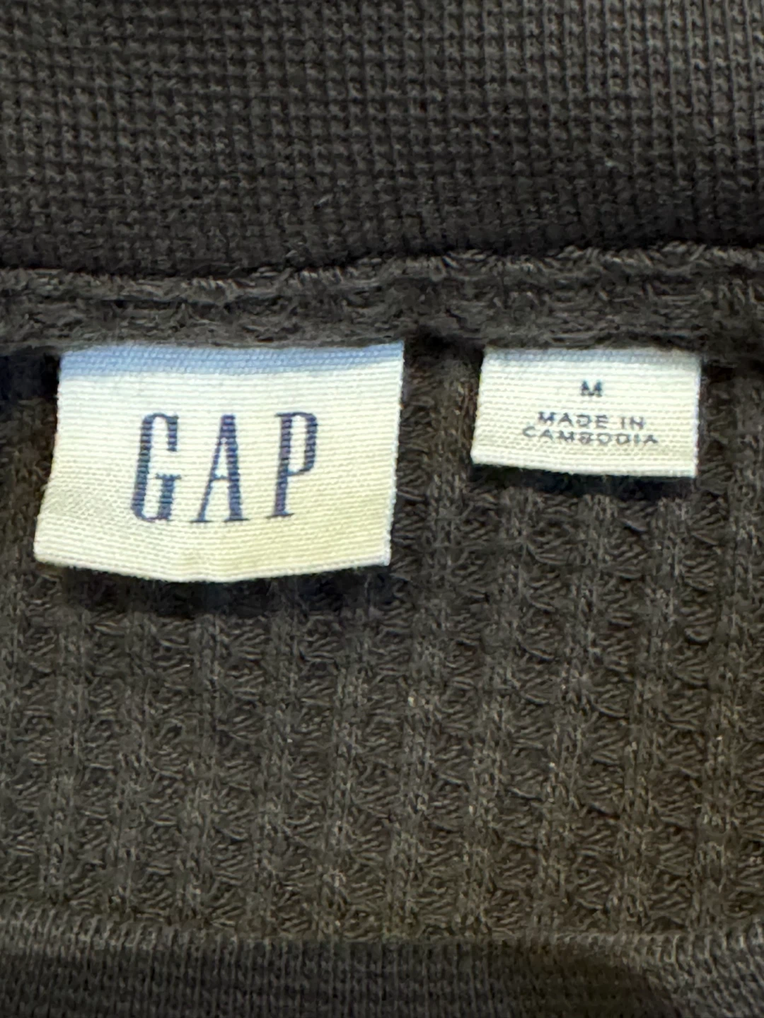 Gap Women's Waffle-Knit Crewneck Sweatshirt - photo 2