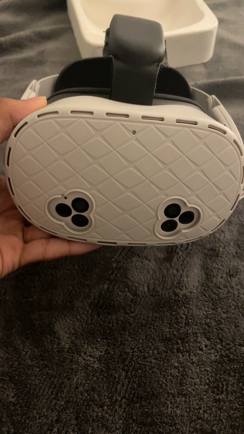 Meta quest 3s VR Headset - photo 2