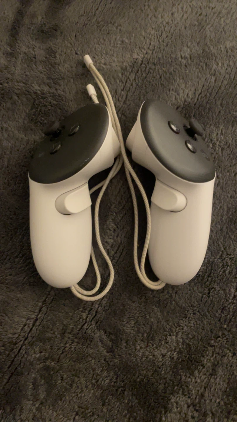 Meta quest 3s VR Headset - photo 4