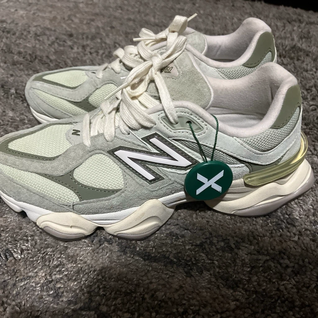 New Balance 9060 ‘Olivine’ Colorway