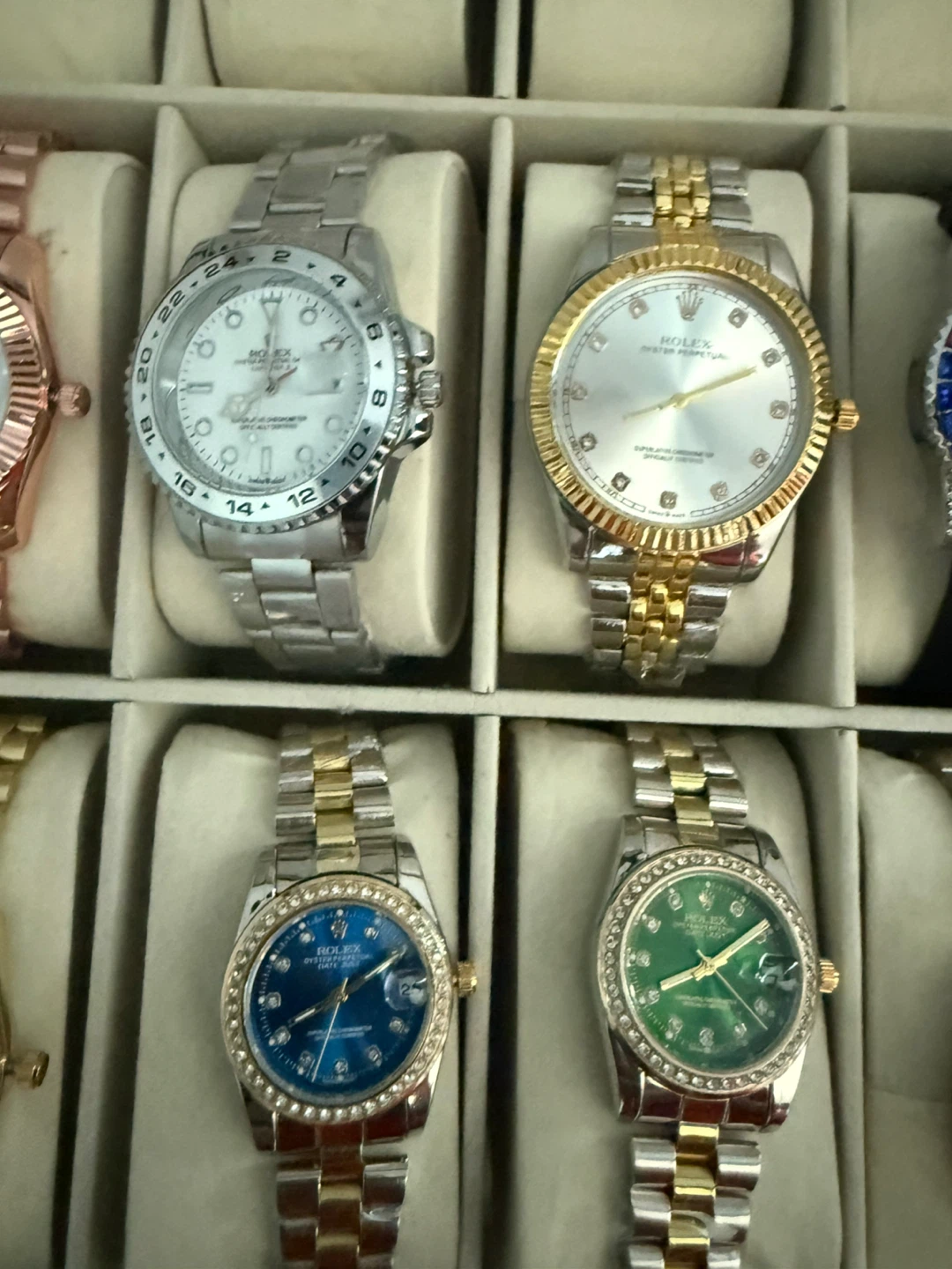Watch - photo 3