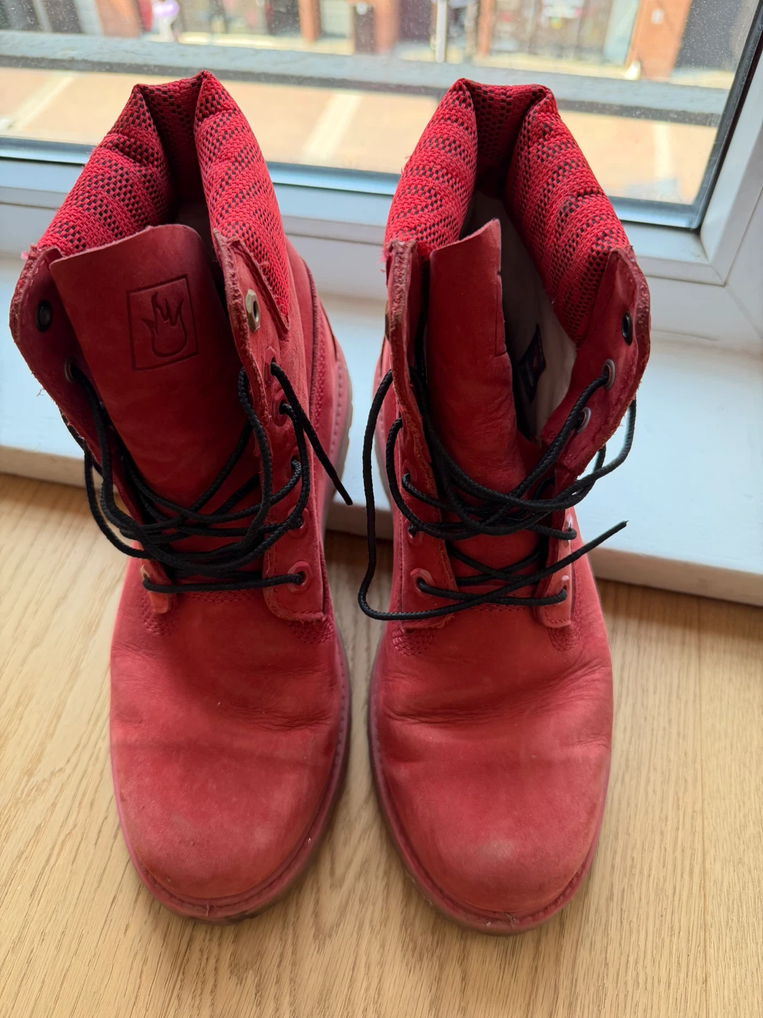 Red Timberland Boots Women's Size 8 - photo 2