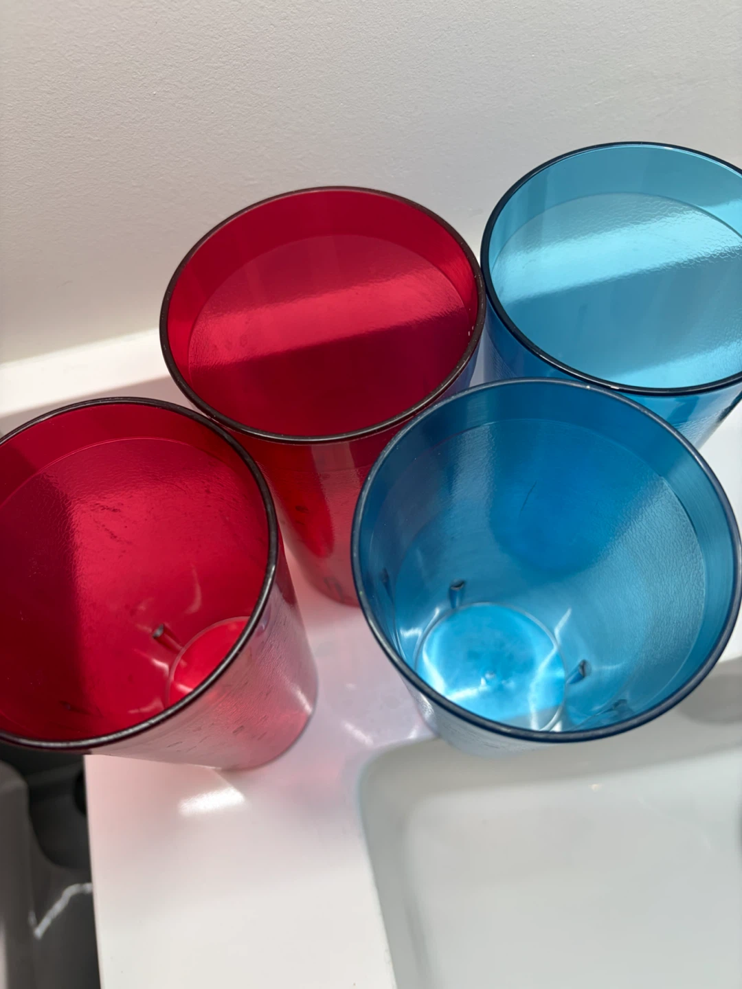 Plastic cups - photo 2