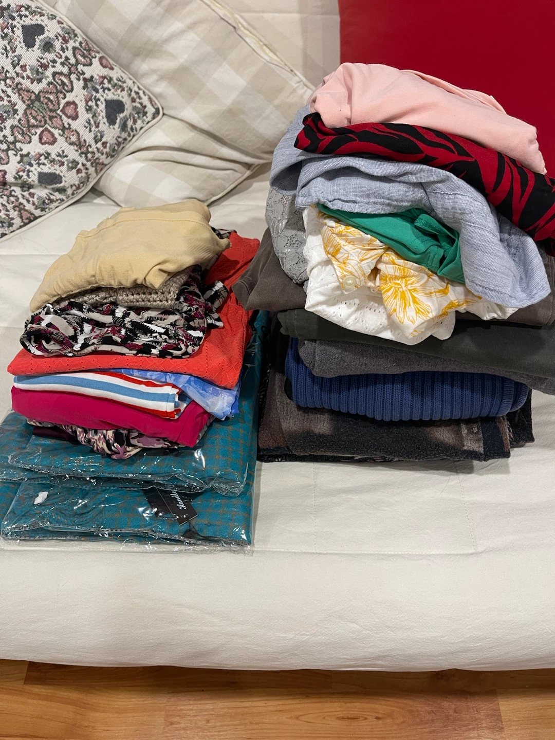 Bundle of Women's Clothing