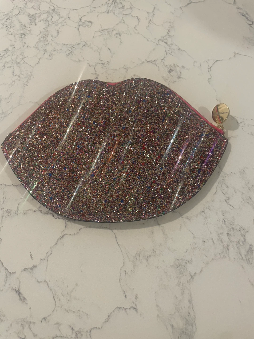 Shopper's Drug Mart Glitter Lip Clutch - photo 2