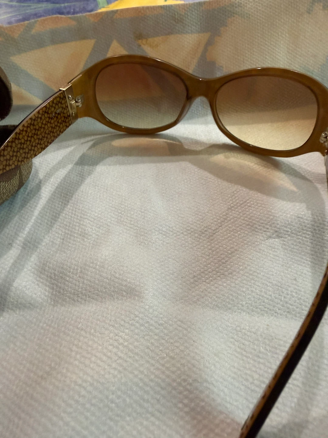 Coach Sunglasses with Case - photo 4