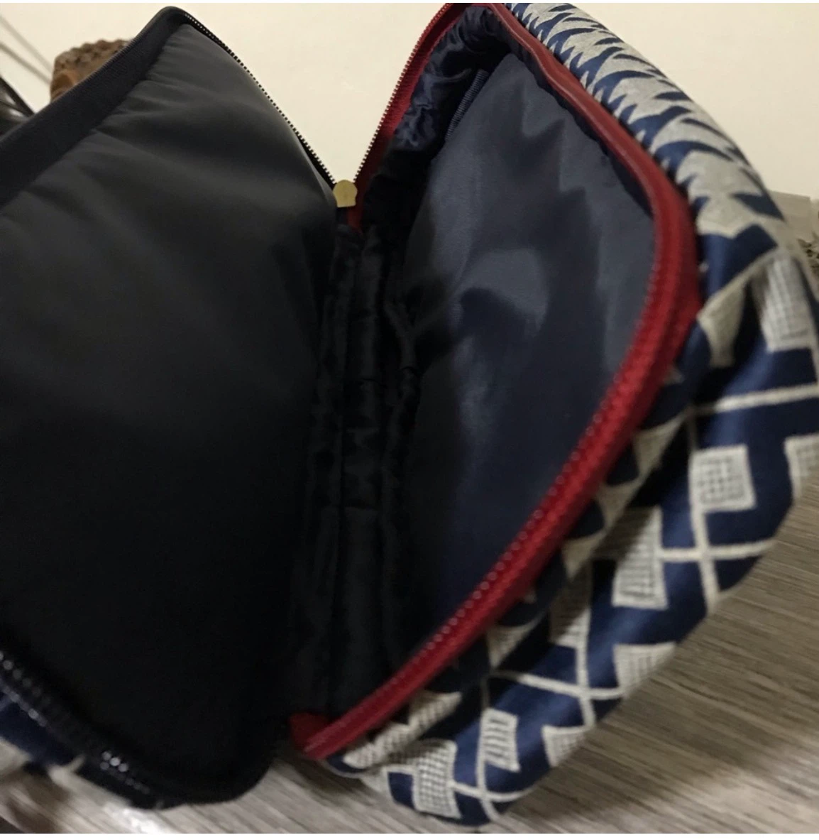 Tommy Hilfiger Monogram Cosmetic Bag - photo 5
