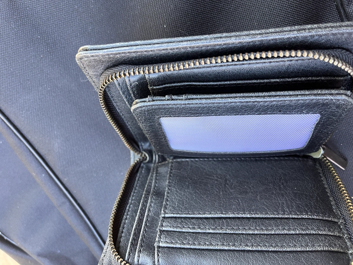 Matt & Nat Black Leather Wallet - photo 2