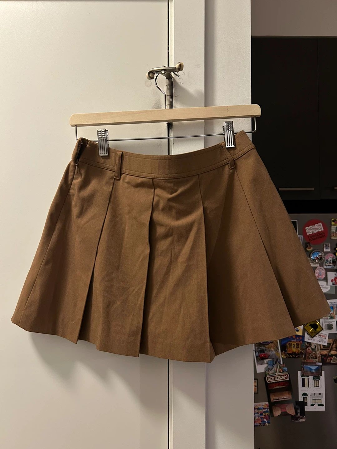 uniqlo pleated mini skirt