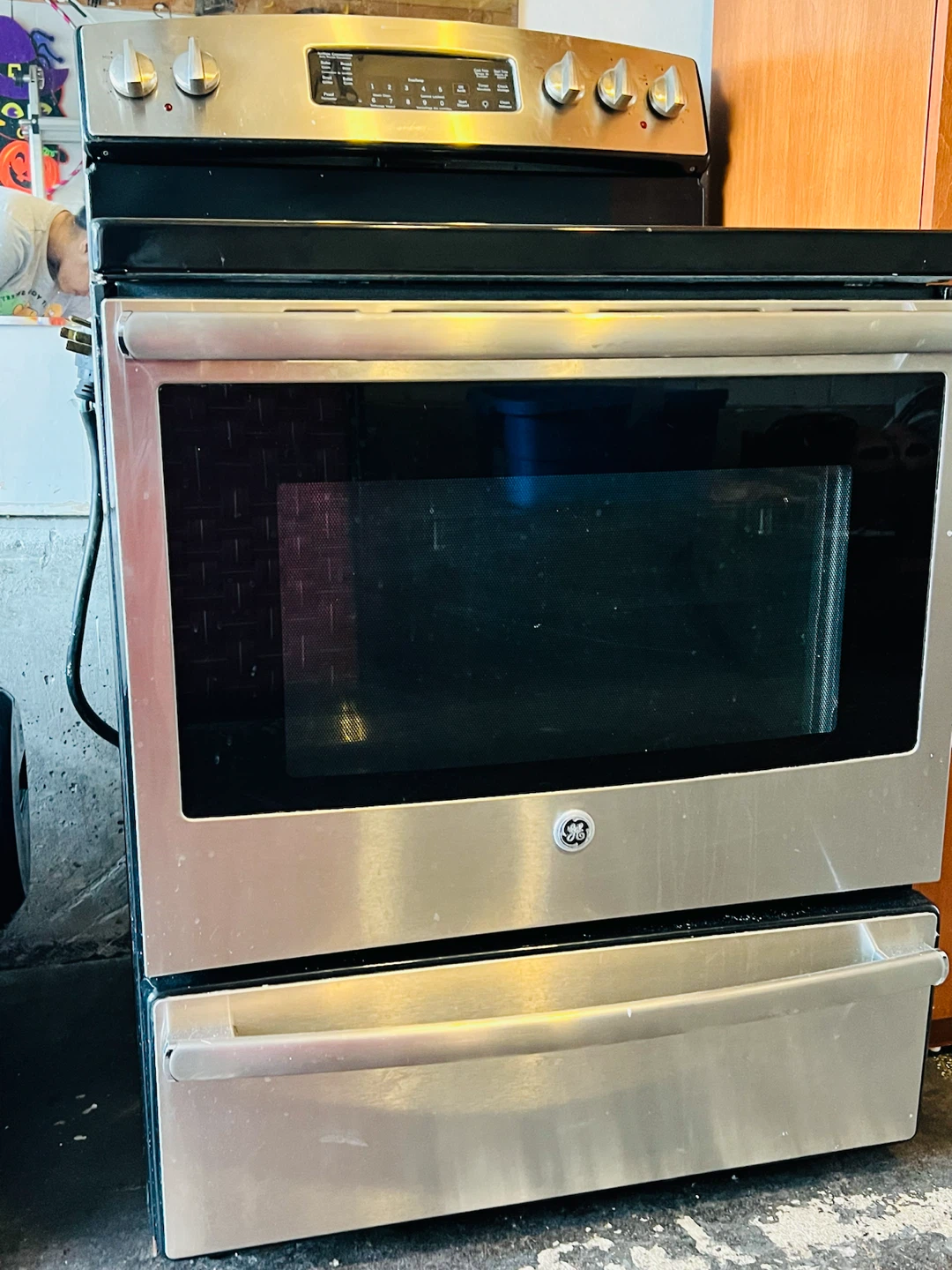 GE Electric Stove & Oven for Sale - photo 2