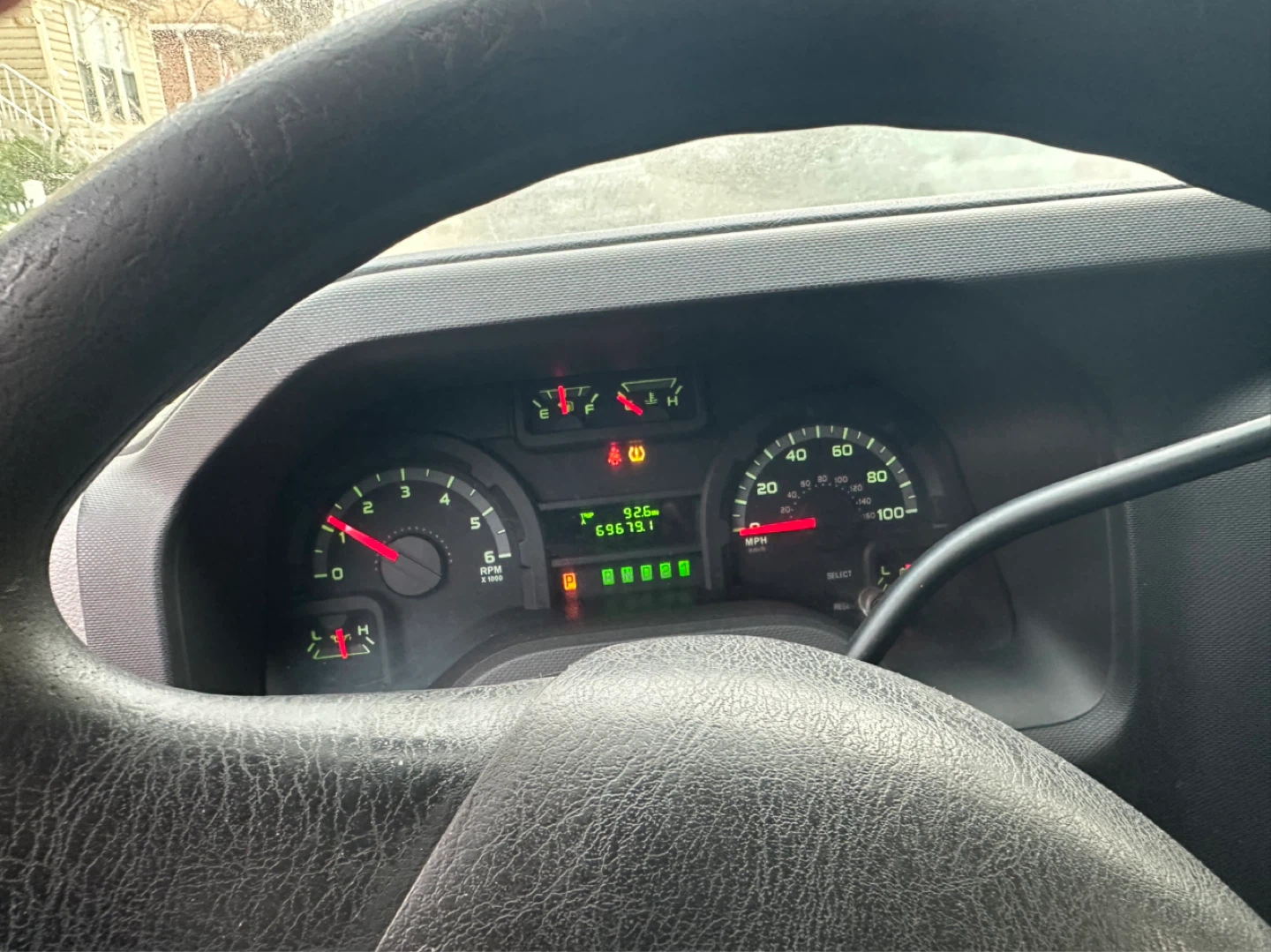 Ford E-Series Van - photo 4